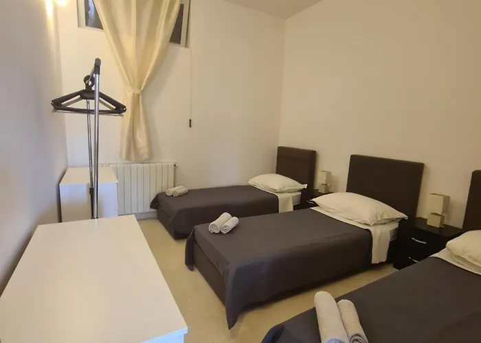 Bridge And Beach Apartman Trogir