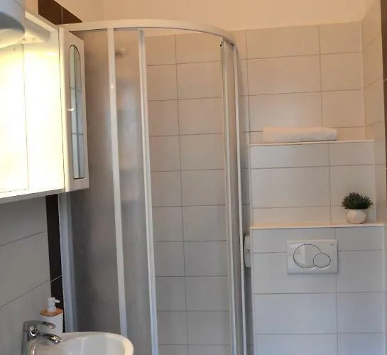 Apartman Bridge And Beach