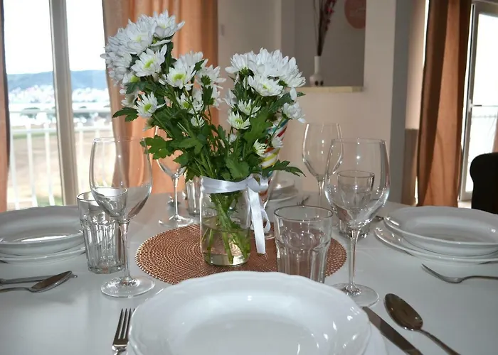 Bridge And Beach Apartman Trogir